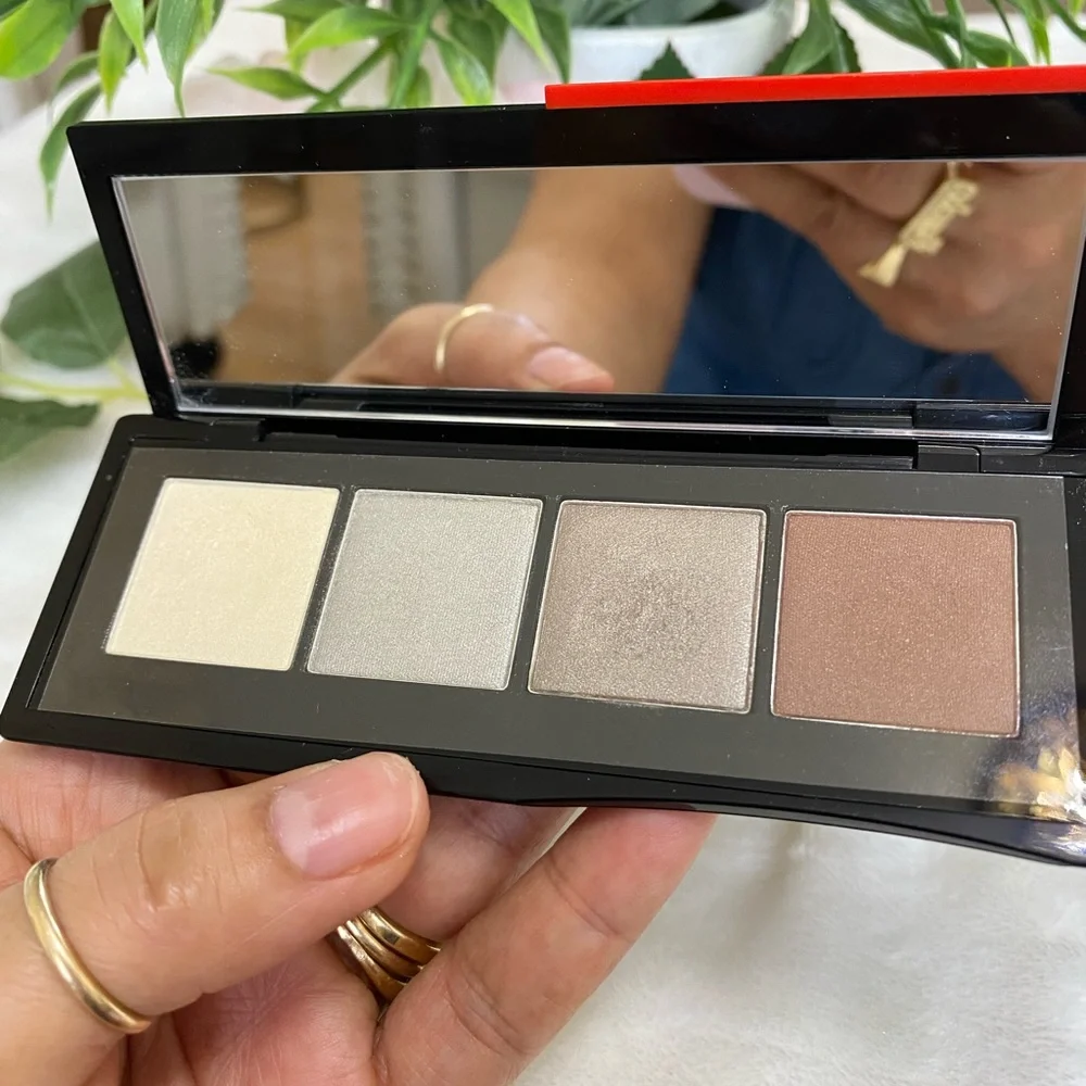 SHISEIDO ESSENTIALIST EYE PALETTE PLATINUM STREET METALS 02 (5.2g/0.18 oz)